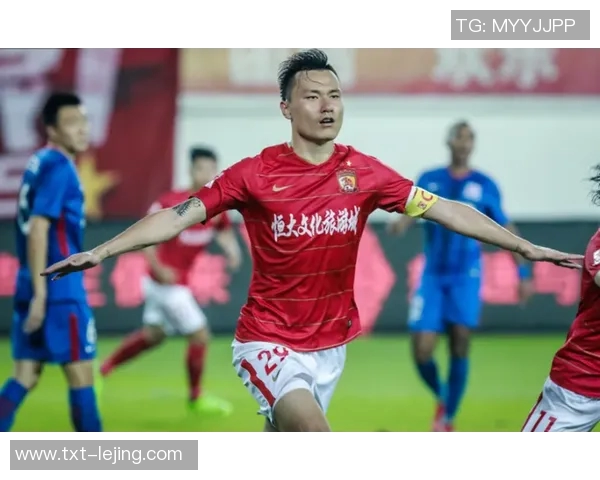 足球明星罗西的传奇故事与成就盘点及其对足球的影响分析